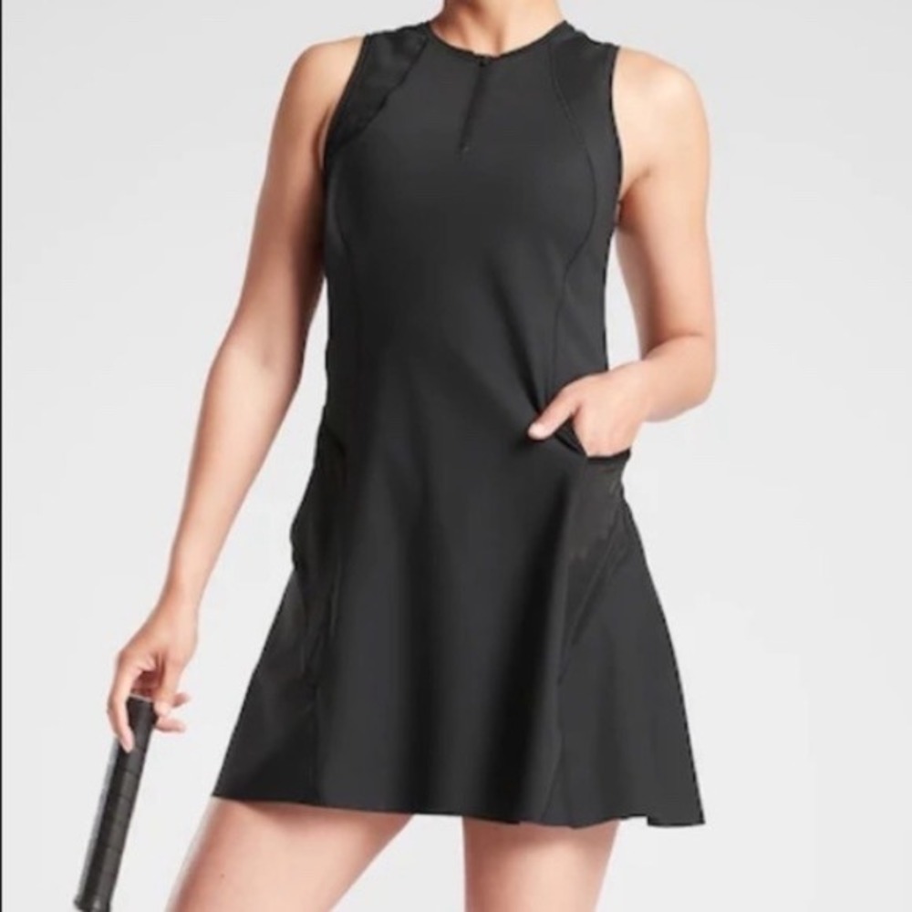 Athleta Ace Tennis Dress Black Quarter Zip Activewear Pockets Size M yy
